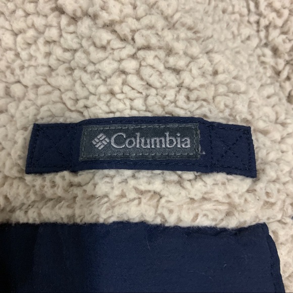 SOLD M Columbia Jacket - Picture 3 of 5